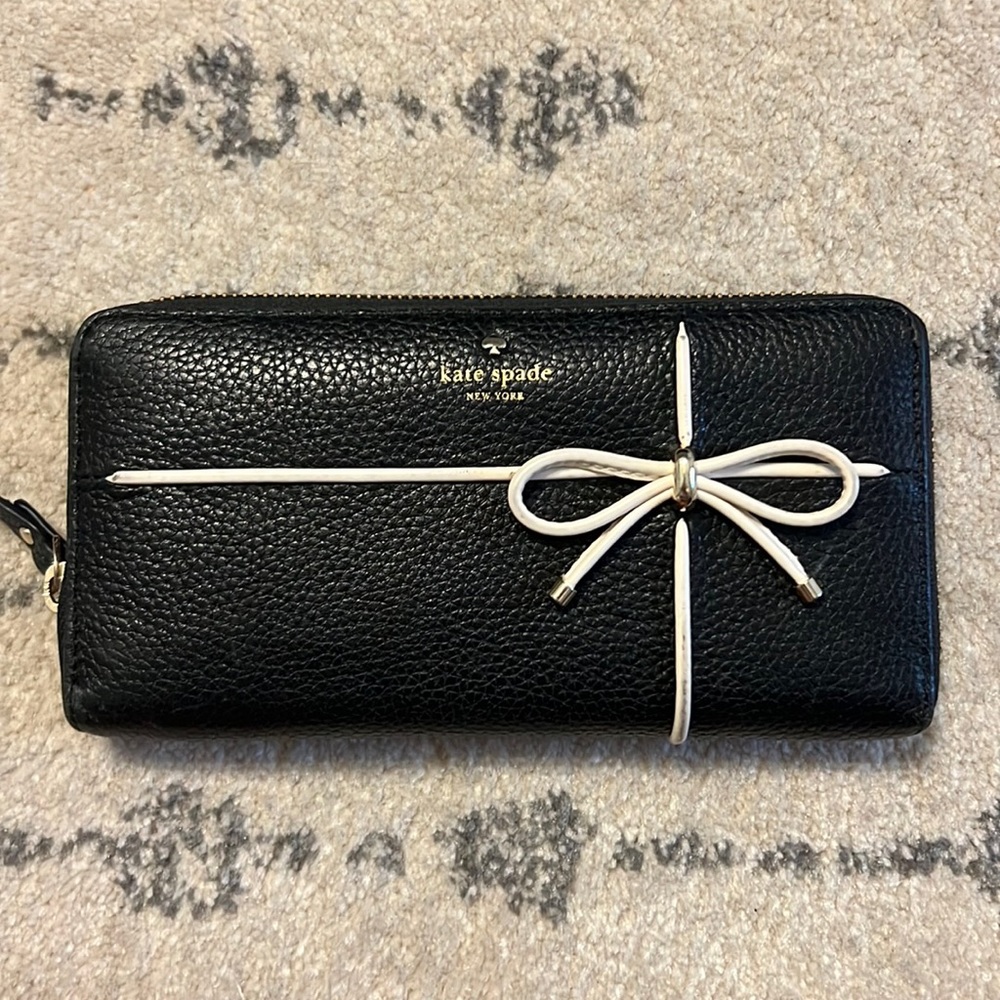 Authentic Kate Spade Leather Wallet